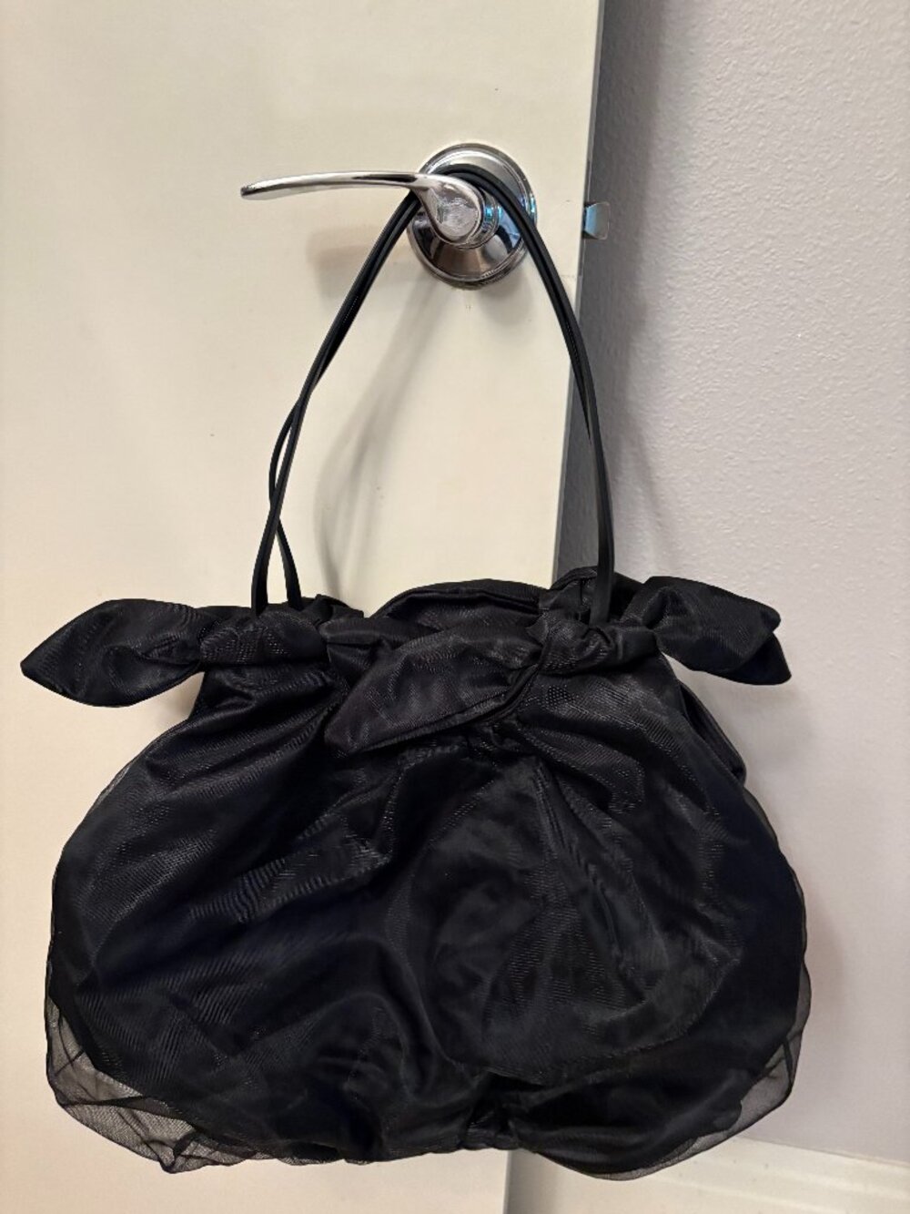 PEOPLE OF THE WORLD Cloud Ribbon Shoulder Bag plus pouch. Never been used!!